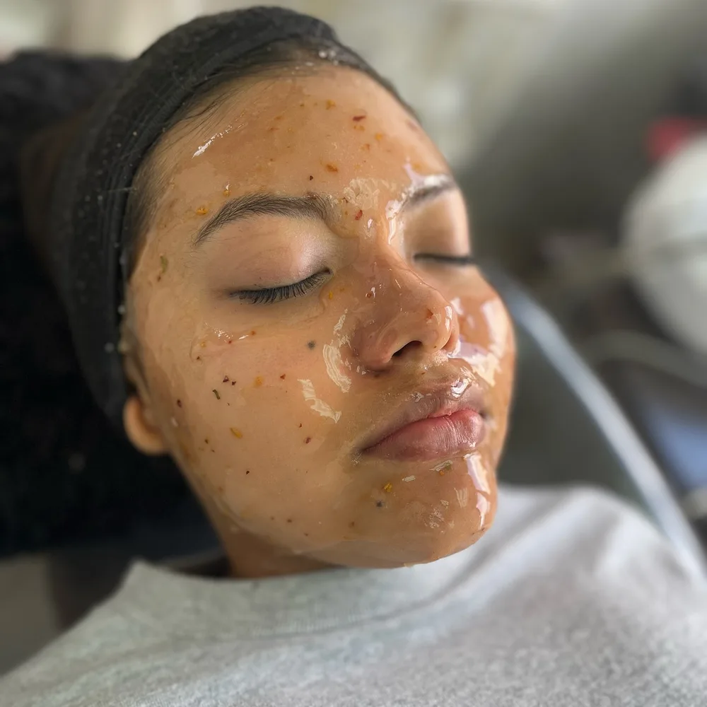 Sesión de limpieza facial profunda